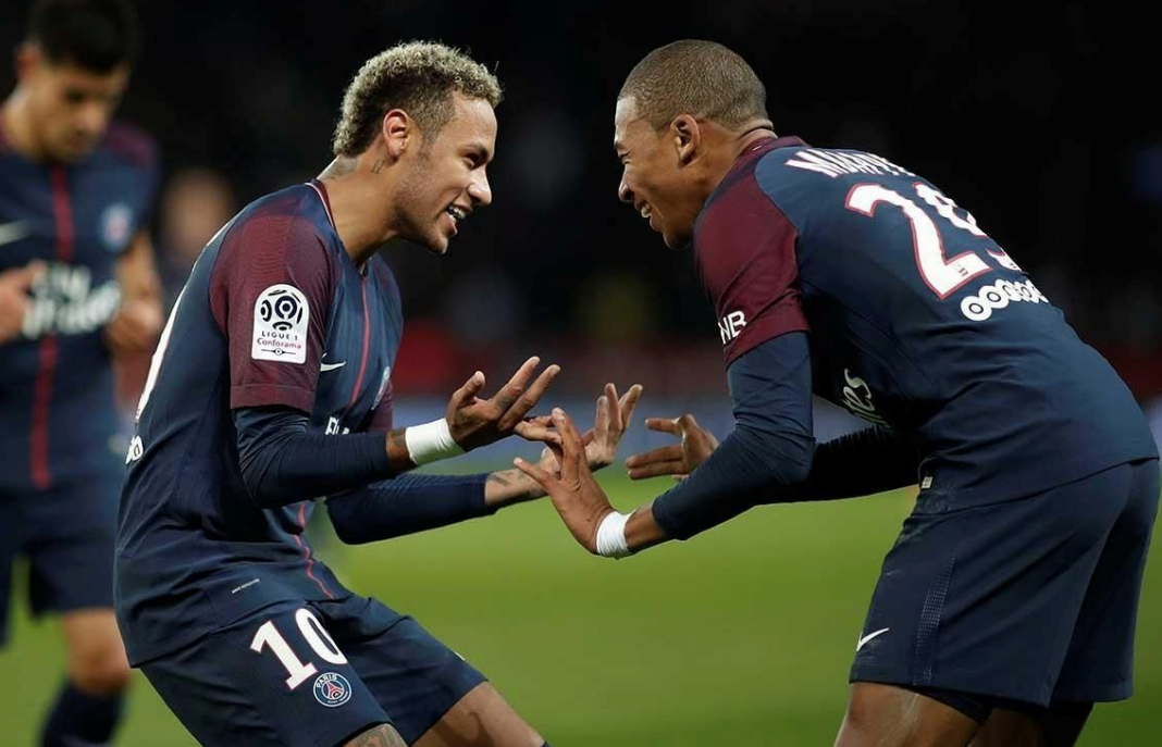  洛里昂力克特鲁瓦斩获法甲关键三分保级有望  