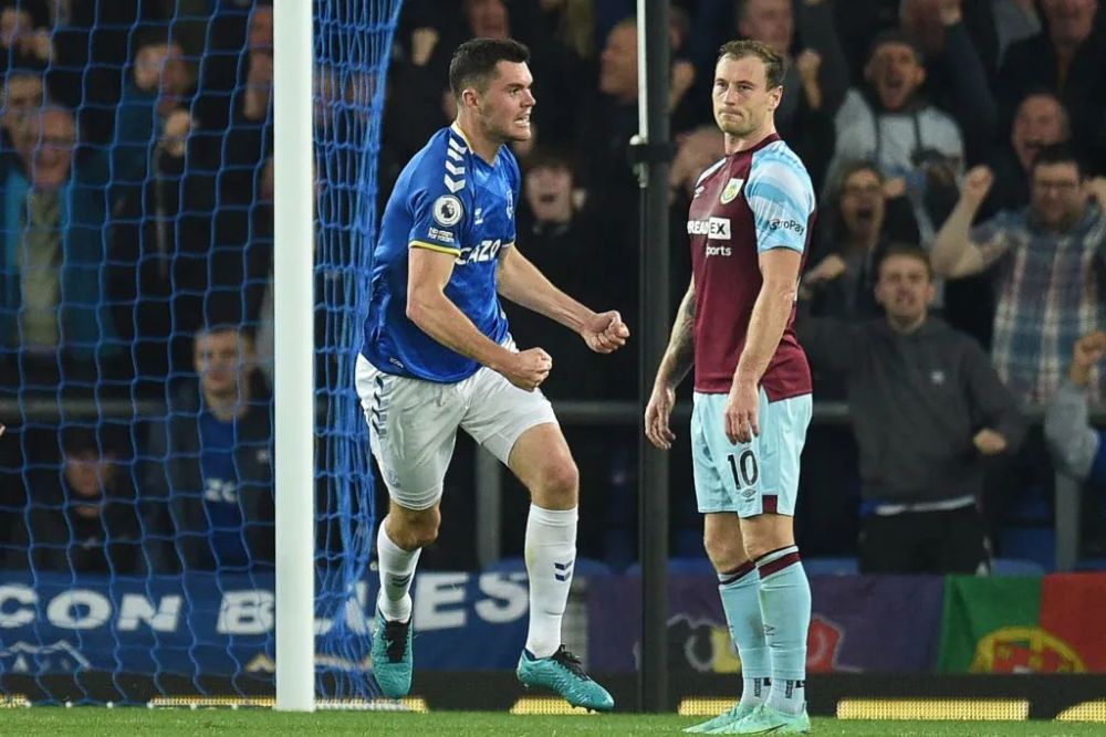  杜库雷远射建功埃弗顿客场爆冷击败布伦特福德